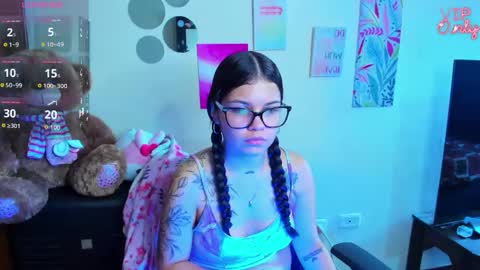 Snapshot of emma_boo_ chatting on 06-03-26, 02:44 emma_boo_ online show from 06-03-26, 02:44