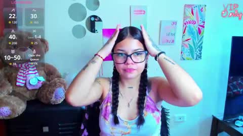 Snapshot of emma_boo_ chatting on 06-05-26, 03:07 emma_boo_ online show from 06-05-26, 03:07