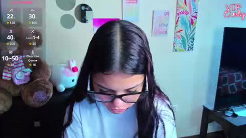 emma_boo_ online show from 06-19-26, 02:54