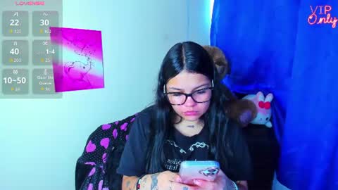 emma_boo_ online show from 07-03-26, 02:56