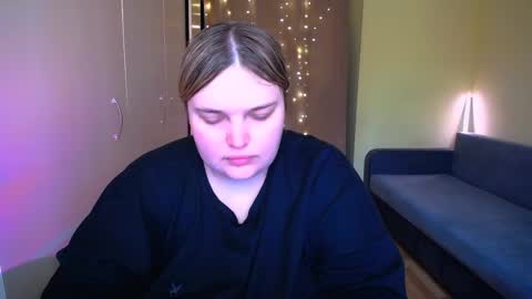 Eva online show from 04-25-26, 11:35