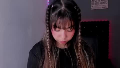 emma_grayys online show from 07-26-26, 09:49
