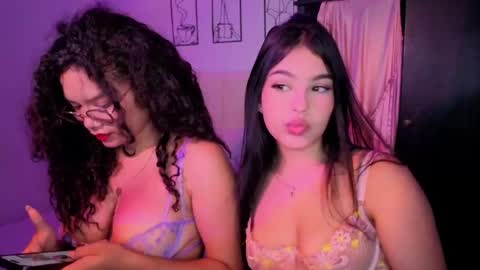 emma_honey720601 online show from 06-19-26, 04:11