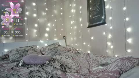 emma_just online show from 04-18-26, 08:07