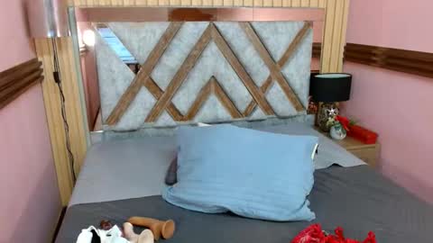 Snapshot of emma_kiut_ chatting on 12-01-25, 06:35 Emma online show from 12-01-25, 06:35