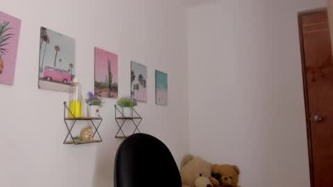 whises lits        online show from 02-21-26, 01:45