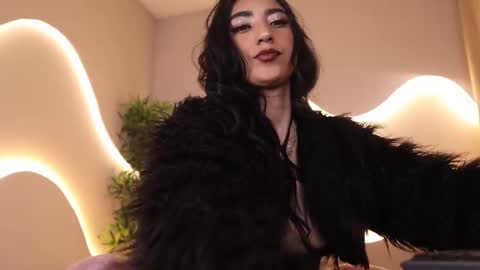 Emma online show from 10-16-25, 06:47