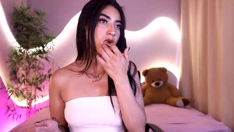 Emma online show from 04-25-26, 09:45