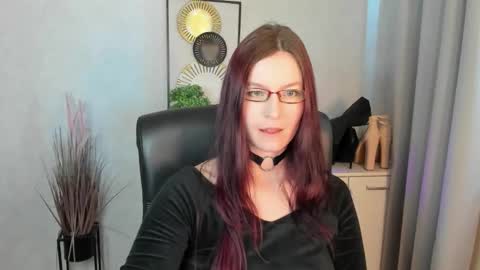 Snapshot of emma_lust94 chatting on 05-29-26, 06:22 emma online show from 05-29-26, 06:22