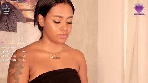 Snapshot of emma_morgann chatting on 12-20-24, 05:29 Emma Morgann online show from 12-20-24, 05:29