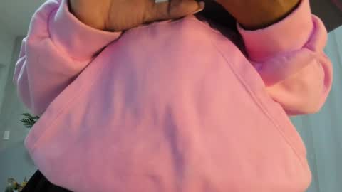 Snapshot of emma_morgann chatting on 10-04-25, 11:30 Emma Morgann online show from 10-04-25, 11:30