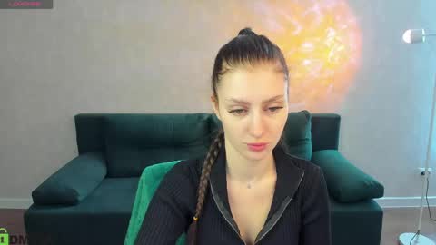 Snapshot of emma_myer chatting on 04-15-26, 02:18 Emma Myer online show from 04-15-26, 02:18