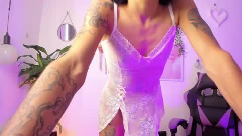 Emma online show from 04-15-26, 02:35