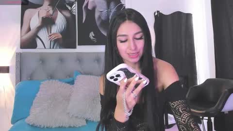 Snapshot of emma_rosse11 chatting on 11-11-25, 04:51 Emma Rosse11 online show from 11-11-25, 04:51