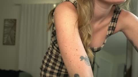 Emma Ruby online show from 05-16-26, 06:17
