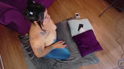 Snapshot of emma_s3xxy chatting on 06-04-26, 10:21 emma online show from 06-04-26, 10:21