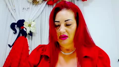 emma_saenzz online show from 06-11-26, 02:22