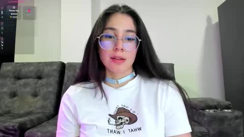 Emma online show from 10-10-25, 03:27