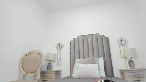 emma scott 7 online show from 12-01-25, 11:26