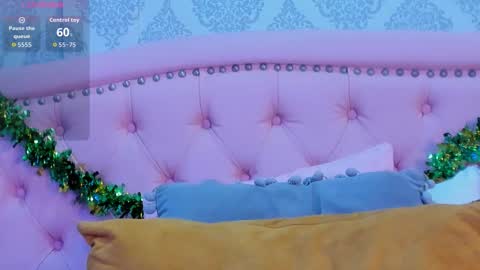 emma scott 7 online show from 03-17-26, 11:24