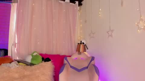 EMMA  online show from 01-23-25, 06:56