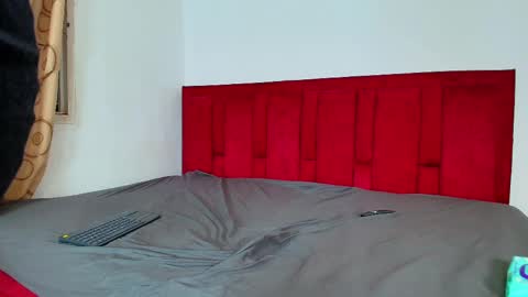 emma_valencia_001 online show from 05-31-26, 02:53