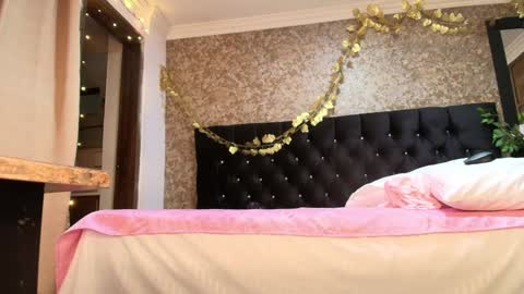 Emma online show from 01-24-25, 01:24