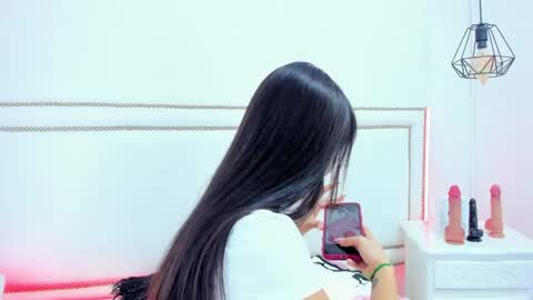 Emma  online show from 04-27-26, 07:45