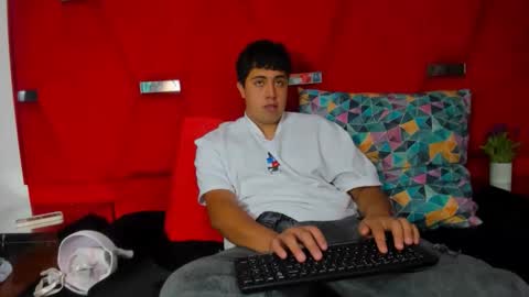 Snapshot of emmaanddemon chatting on 02-03-26, 06:24 EmmaAndDemon online show from 02-03-26, 06:24