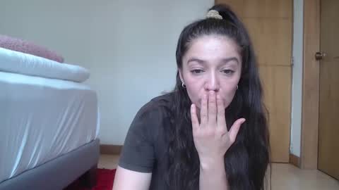 EMMA BLUE online show from 02-18-26, 09:11