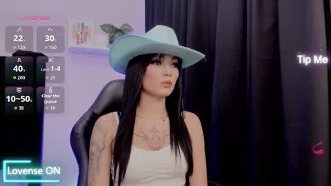 Emma  online show from 10-25-25, 08:25