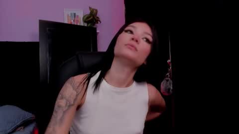 Emma  online show from 02-04-26, 07:47