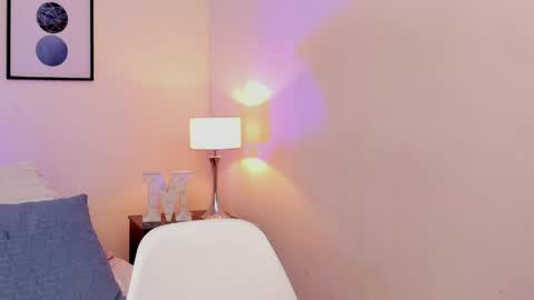 Emma  online show from 04-16-26, 09:39