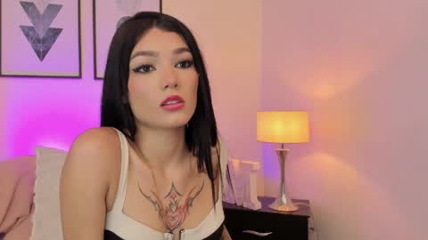 Emma  online show from 04-22-26, 09:27