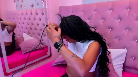 emmaebony_ online show from 07-02-26, 10:54