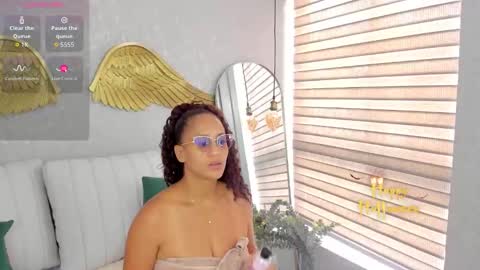  Emma Ferrary  online show from 10-26-25, 02:12