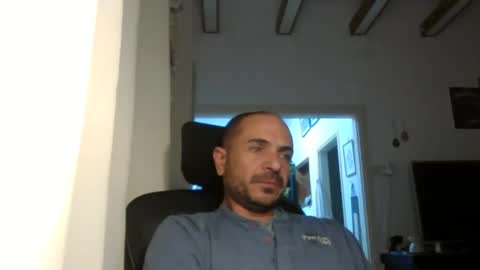 Snapshot of emmagold123 chatting on 03-03-25, 10:52 Ariel online show from 03-03-25, 10:52