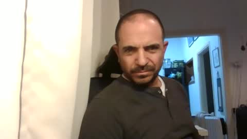 Ariel online show from 02-17-26, 06:58