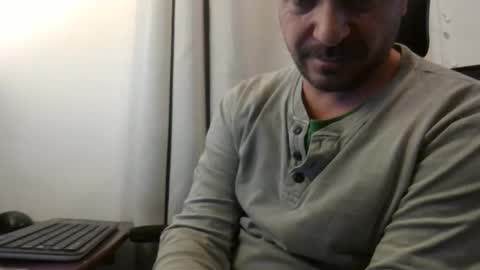 Ariel online show from 03-19-26, 04:11