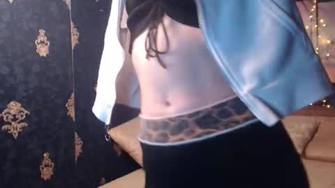 EmmaGoldX online show from 11-13-25, 02:43