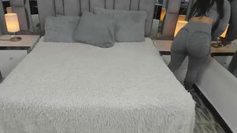 EMMA HILL online show from 12-15-25, 10:52