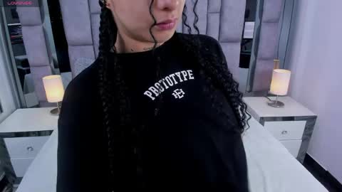 EMMA HILL online show from 04-25-26, 11:02