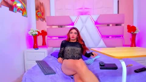 Emma Hilton online show from 06-05-26, 10:59