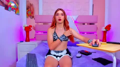 Emma Hilton online show from 06-16-26, 08:44