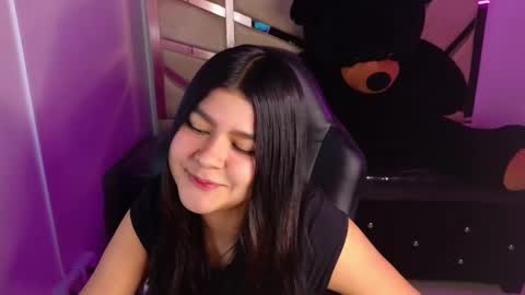 Emma online show from 01-07-25, 01:57