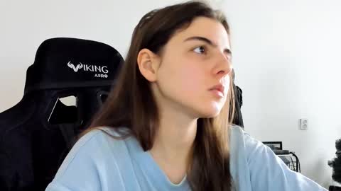 Emma online show from 01-13-26, 10:20