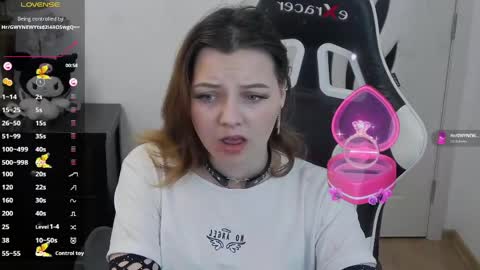 Emma online show from 05-31-26, 04:03