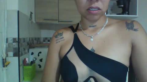 EmmaSplycer online show from 12-28-24, 03:04