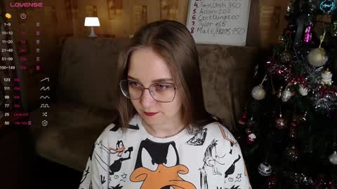 Mia online show from 01-06-25, 02:14