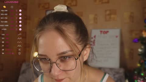 Mia online show from 01-14-25, 01:49